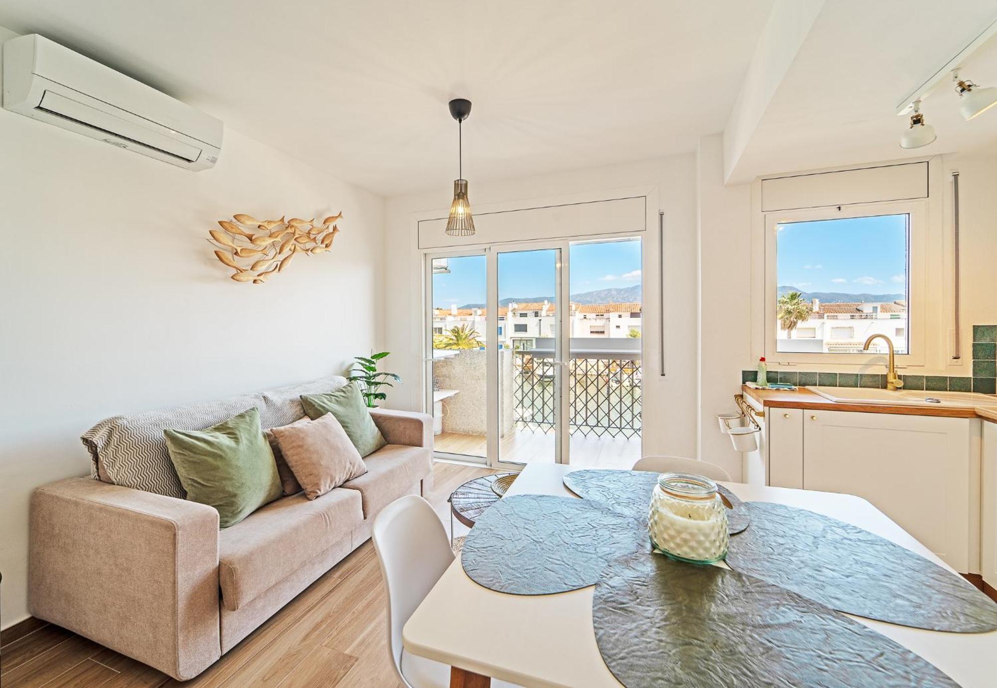 Welcs 143 Emp Con Vistas Al Canal Apartamento Ampuriabrava